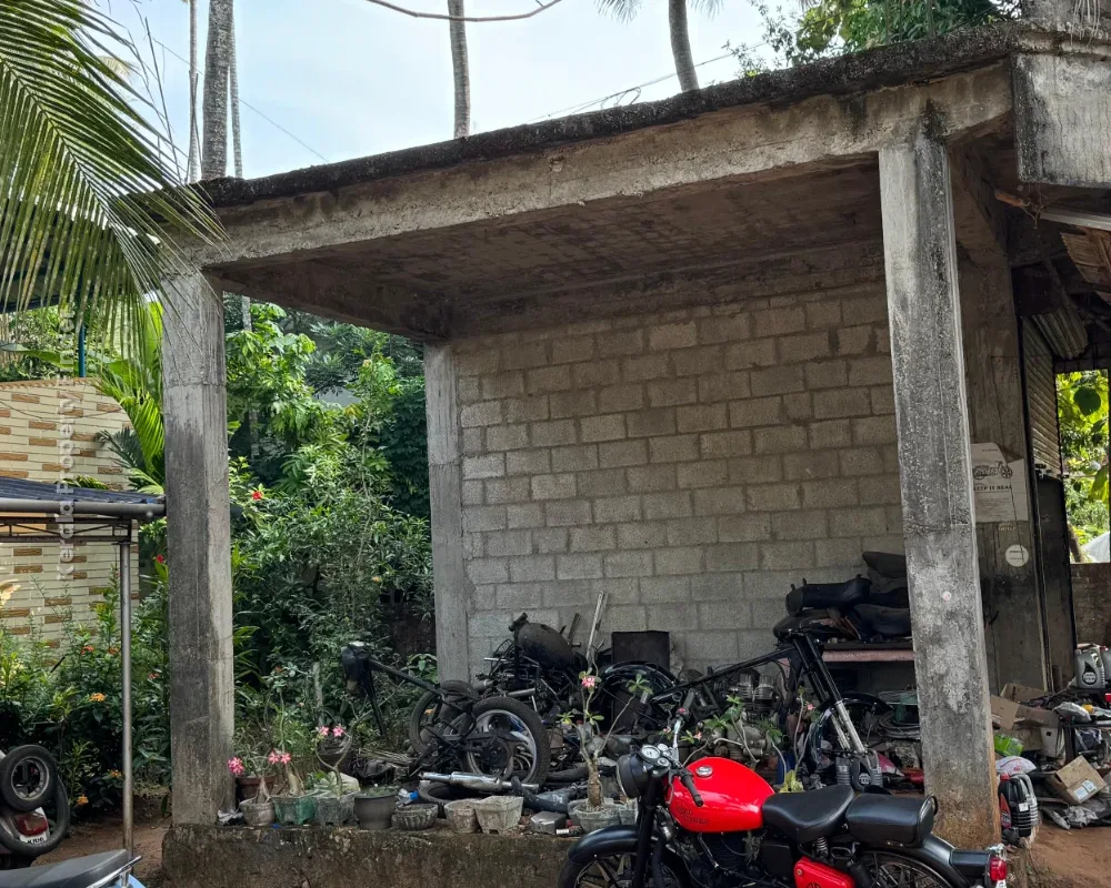 Residential Land With old House for sale in Koorkenchery, Thrissur - Photo 3
