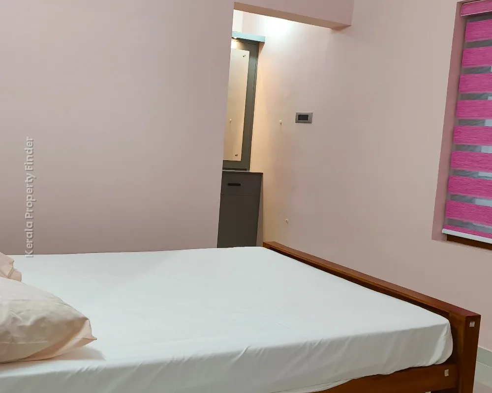 4BDR Villa with 2 AC Bedrooms for Short Stays in S.H.Mount - Villa in Kumaranalloor, Kottayam - photo 8