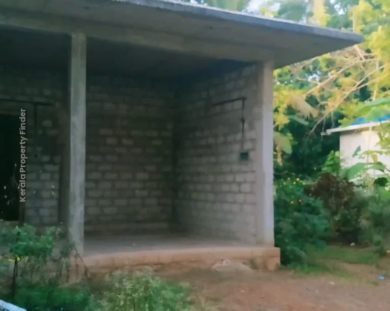 Building & Shop in 5 Cents Plot for sale in Ponnore, Thrissure. - Residential in Ponnore, Thrissur