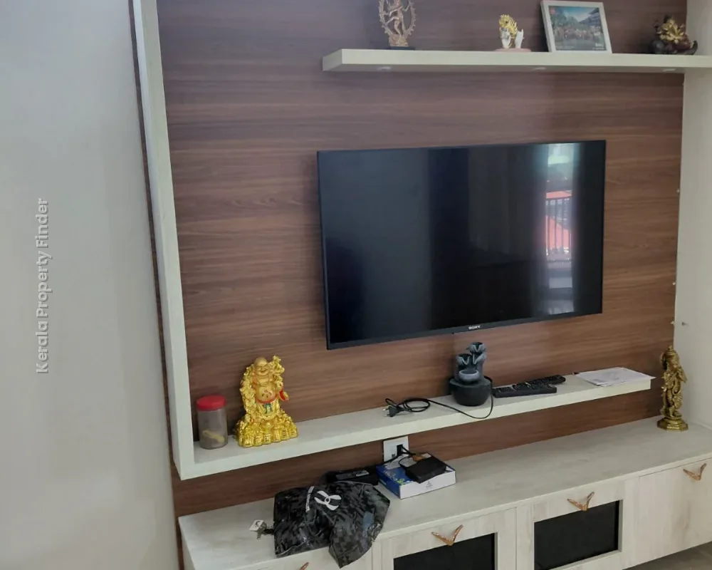 3 BHK flat for sale in Poothole, Thrissur - Photo 2