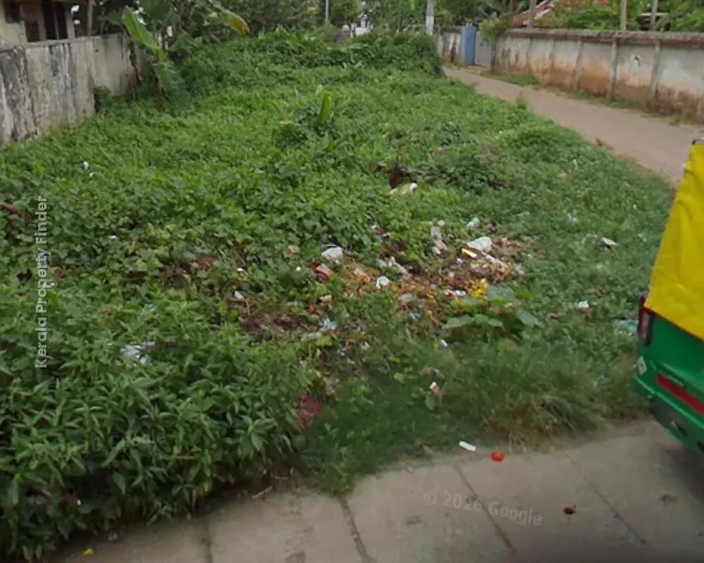2.75 cent plot suitable for business purposes - Residential in Maradu, Ernakulam