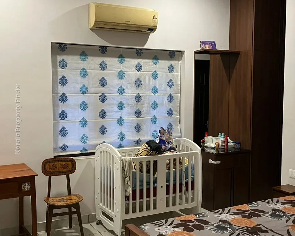 4 BHK furnished New Modern-tiled roof House for sale in Velappaya Thrissur - Photo 4