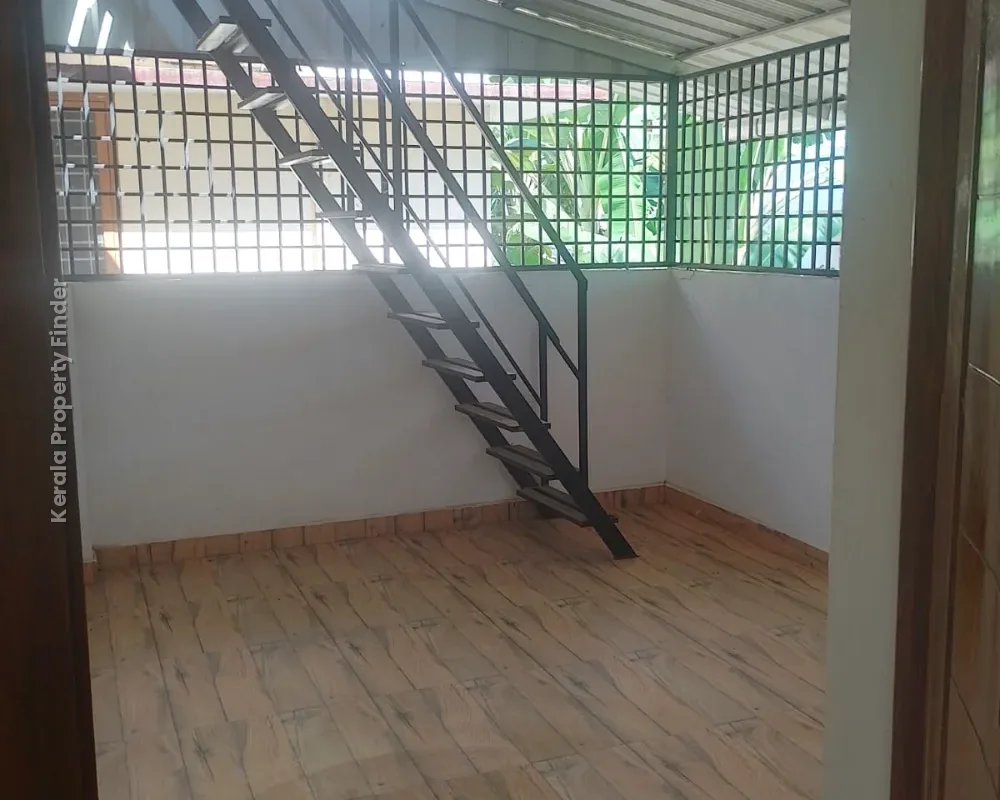 Premium 4 BHK New House for Sale in Kuttoor, Thrissur - Photo 3