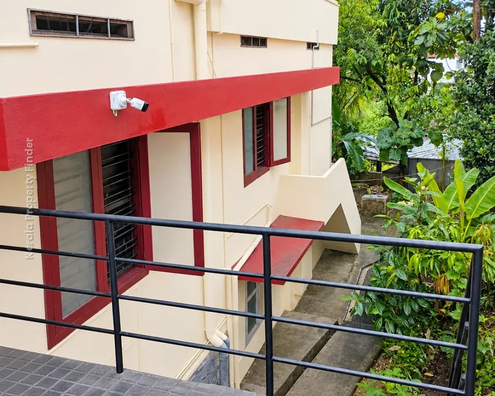 Prime Commercial Property for Sale on Kesavadasapuram Main Road, Near MG College Main Gate - Commercial in Thiruvananthapuram , near Mahathma Gandhi College Main Gate, Thiruvananthapuram