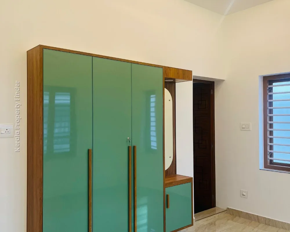 House for Sale in Mannuthy , Thrissur - Photo 3