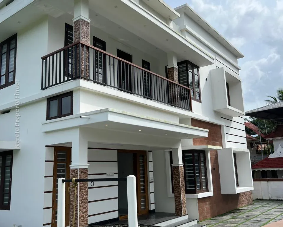 Brand New 4 BHK House For Sale in Kolazhy, Thrissur - Residential for Sale in Kolazhi RM, Thrissur