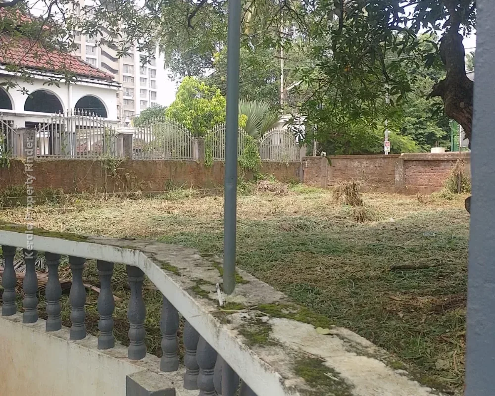 Commercial Land for Sale in West Fort, Near Kerala Varma College, Thrissur - Photo 3