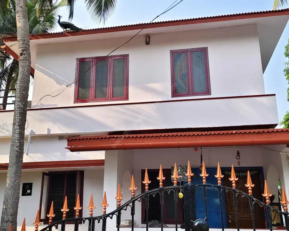 A HOME THAT CAN WORK FOR YOUR FAMILY,  AND YOUR FUTURE - Residential in Patharipala, Palakkad