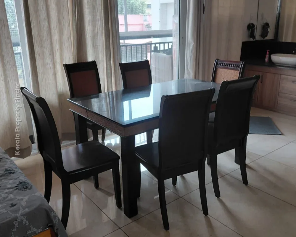 3 BHK flat for sale in Poothole, Thrissur - Photo 3