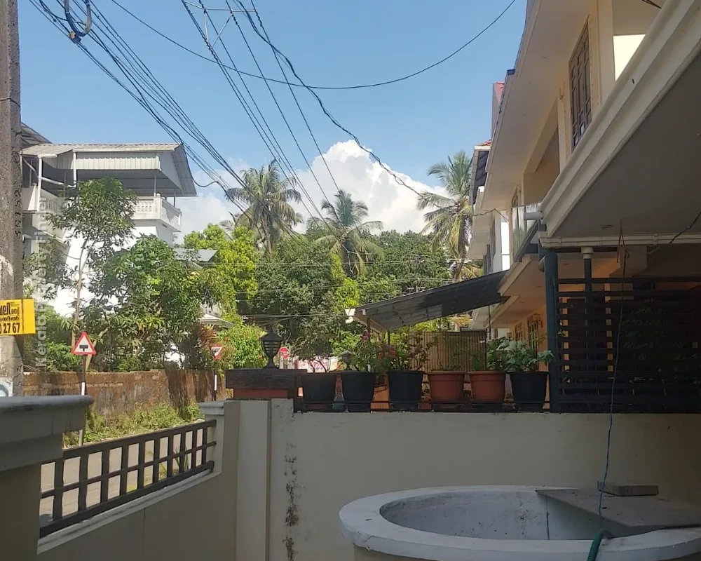 Premium 4 BHK New House for Sale in Kuttoor, Thrissur - Photo 2