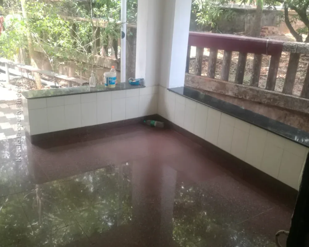 5 BHK House for Sale in Chembukkav, Thrissur - Photo 3