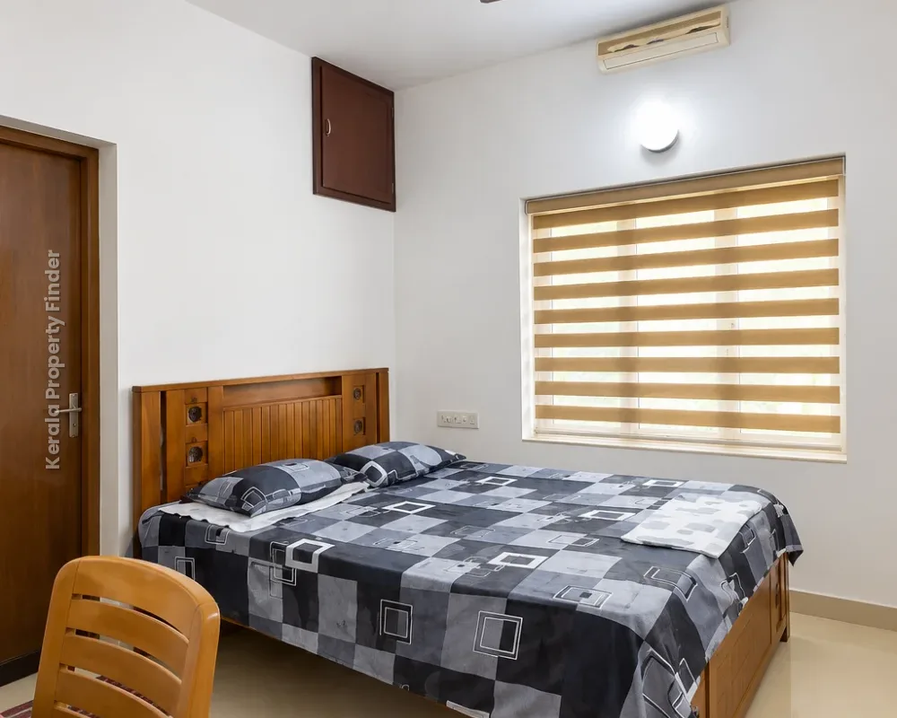 5 BHK House for Sale in Chembukkav, Thrissur - Photo 6