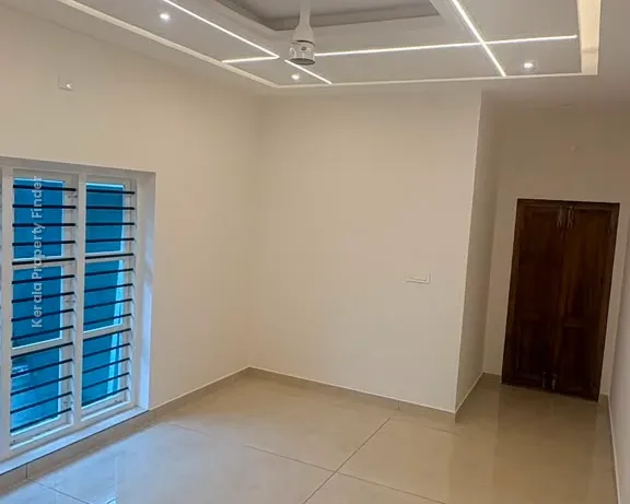 Premium 4 BHK Home for Sale in Cheroor, Thrissur - Photo 7