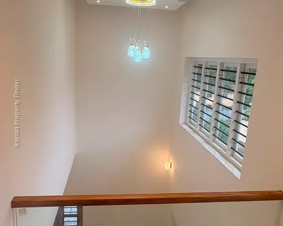 Premium 4 BHK Home for Sale in Cheroor, Thrissur - Photo 5