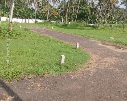 PLOTS FOR SALE AT MANNUTHY MUDIKKODE, HIGHWAY, THRISSUR - Residential in Mannuthy, Thrissur - photo 5