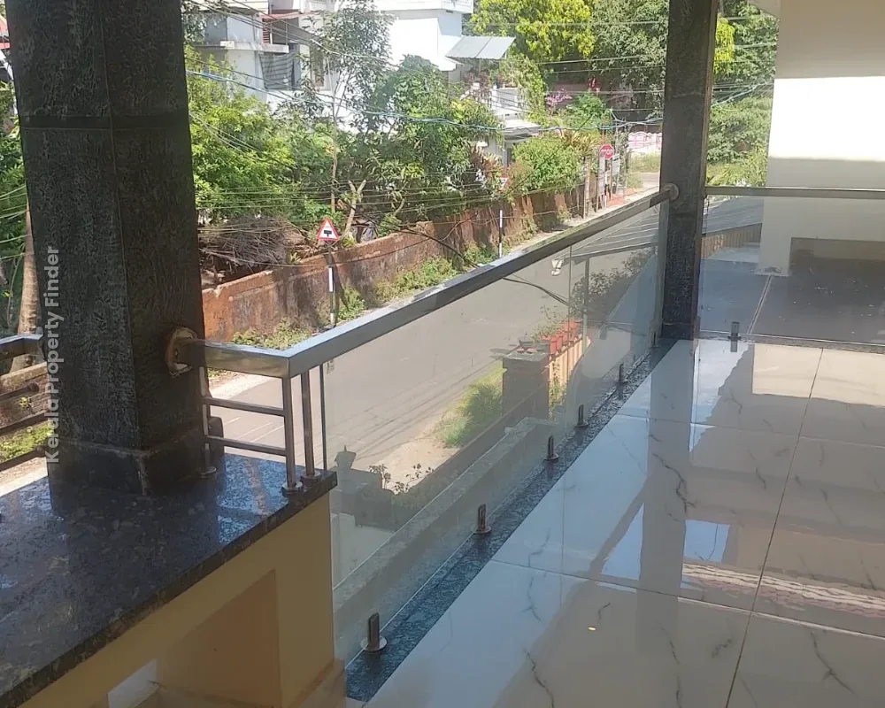 Premium 4 BHK New House for Sale in Kuttoor, Thrissur - Photo 4