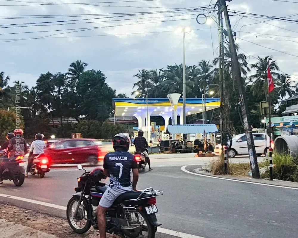 Land for sale near Thrissur - Kunnamkulam highway mundur) suitable for Commercial purpose. - Photo 8