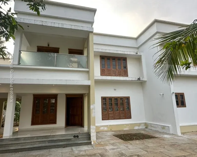 Luxury 4 BHK New House- 4500 sqft for sale in Kuttanellur, Thrissur - Photo 2