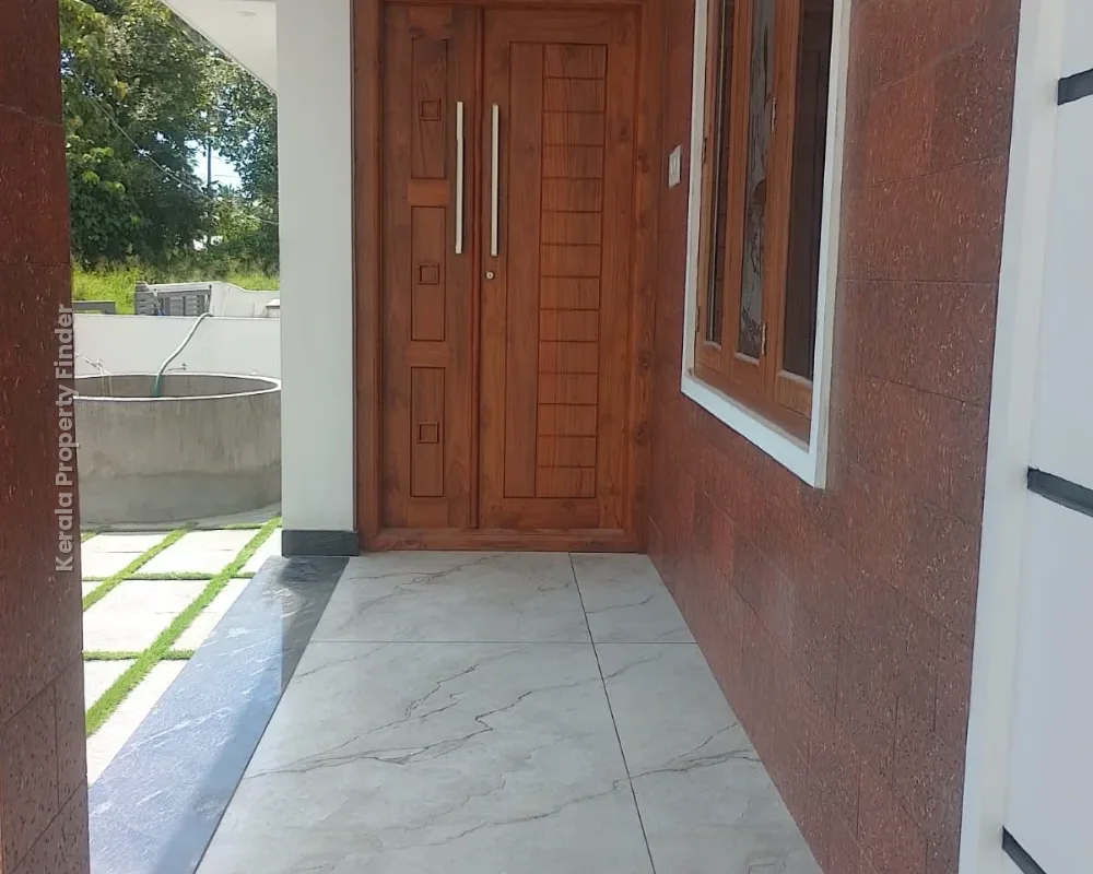 4 BHK House for Sale in Kolazhy, Thrissur - Photo 2
