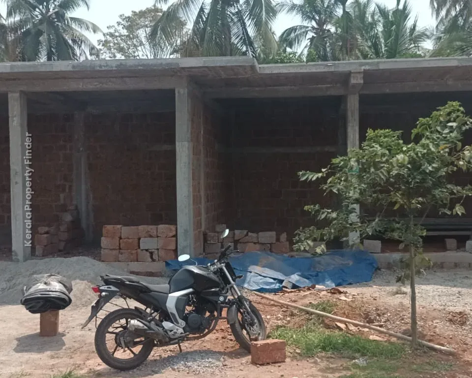 Commercial Building - KP Complex - for Rent  Near KMCT College, Kuttippuram - Photo 3